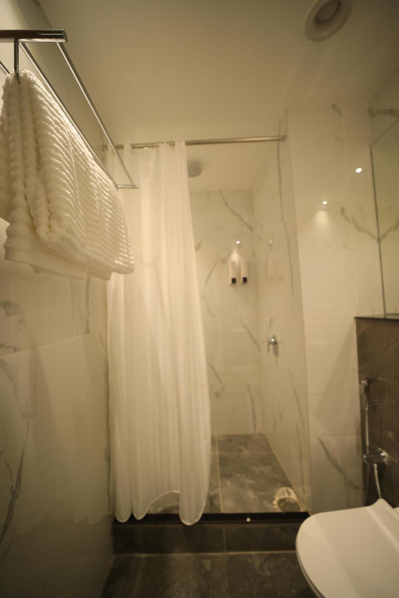 Hotel Marigold Bhuvanéšvar Pokoj fotografie